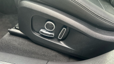 Jaguar F-Pace 2.0 D200 R-Dynamic SE 5dr Auto AWD Diesel Estate